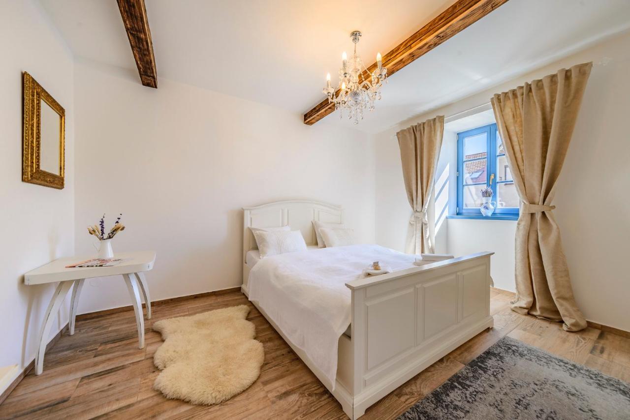 Mikulov Apartmany Magistr ภายนอก รูปภาพ